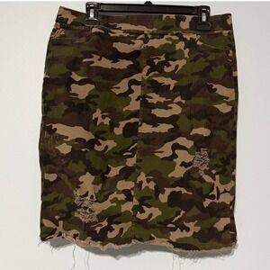 I Believe Women's 1XL Camo Distressed Denim Skirt Raw Hem Green Brown